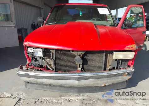 1995 GMC Sierra C1500 z USA, uszkodzony, nr VIN 2GTEC19H9S1586197